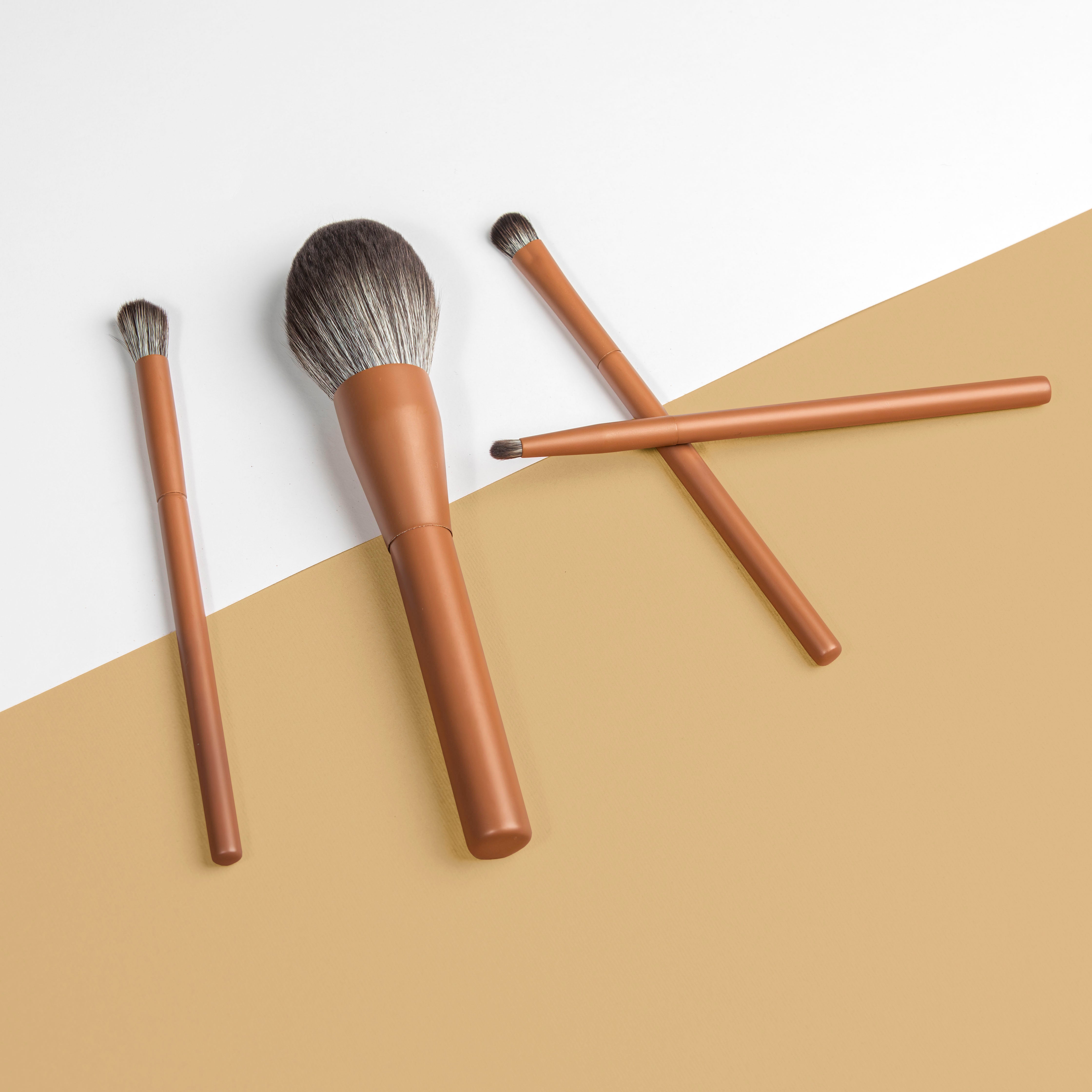 Alya Essentials Luxury 10 Professional Set - Professional and Cruelty-Free